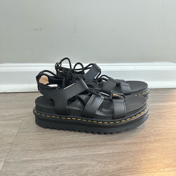 Doc Martens Nartilla Sandal Sz 8 Black ankle wrap strap gladiator - Picture 2 of 7